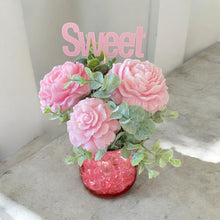 Load image into Gallery viewer, Flower Arrangements
